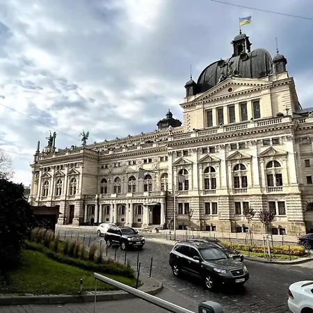 Lejlighed Sweet Near Opera House