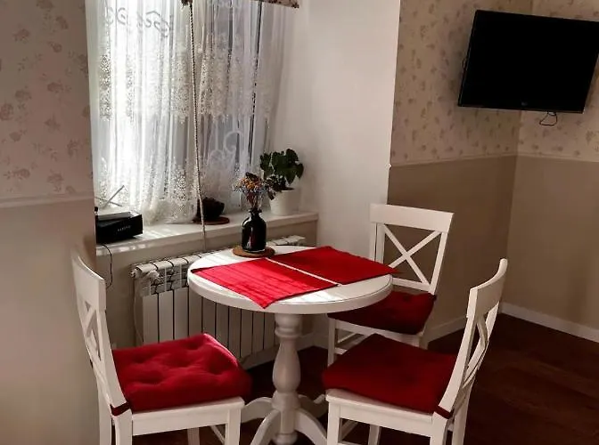 Sweet Near Opera House